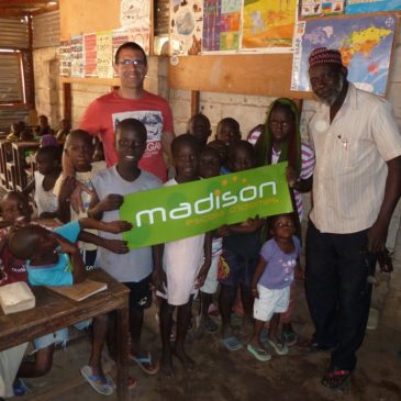 Madison en col·laboració amb escoles d’infantil i primària a Gàmbia